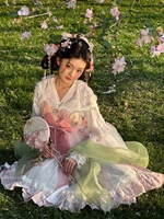 玻璃查理云深花树