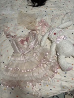 丝缎芭蕾和亮丝带大兔熊