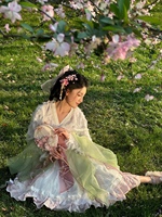 玻璃查理云深花树