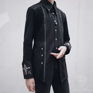 蝠翼领长袖刺绣双袖衬衫
