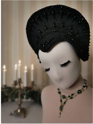 "French Hood" headdress (black)