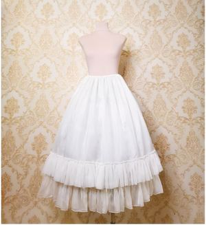 Frilly underskirt