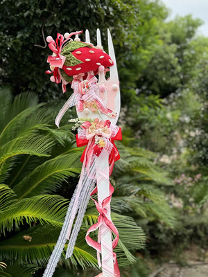巨大草莓叉子