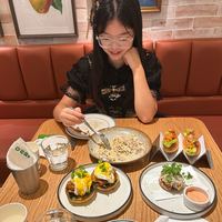 晨雾下的格洛莉亚黑金