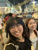 终于和半年未见的朋友见面啦