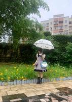 东京下雨,淋湿lo裙