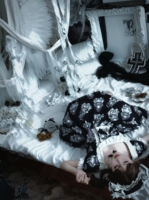 传说黑夜十二点魔法,能听见人偶说话