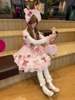 可爱的蝴蝶结小兔