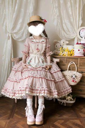 窗台上的野草莓