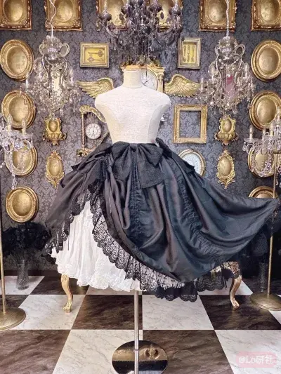 Dark Alice World 罩裙