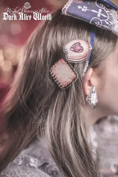 Dark Alice World 亚克力塑料片