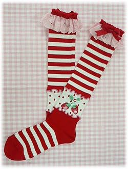 Strawberry Border Knee High Socks（2009）