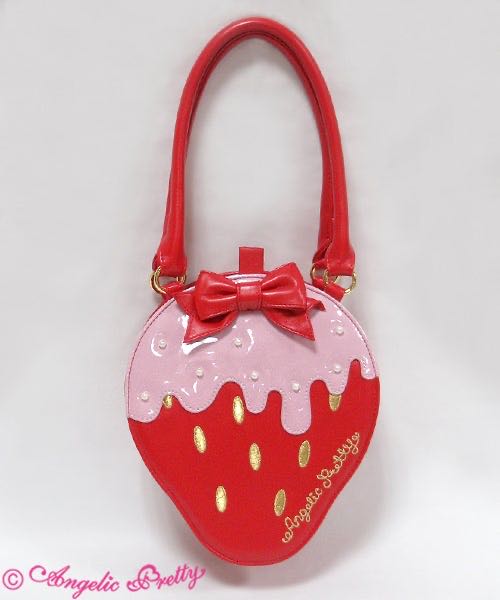 Strawberry Whip Bag（2016）