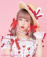 Little Strawberry Straw Hat（2021）