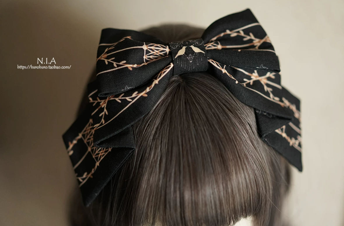 乌鸦与少年头饰