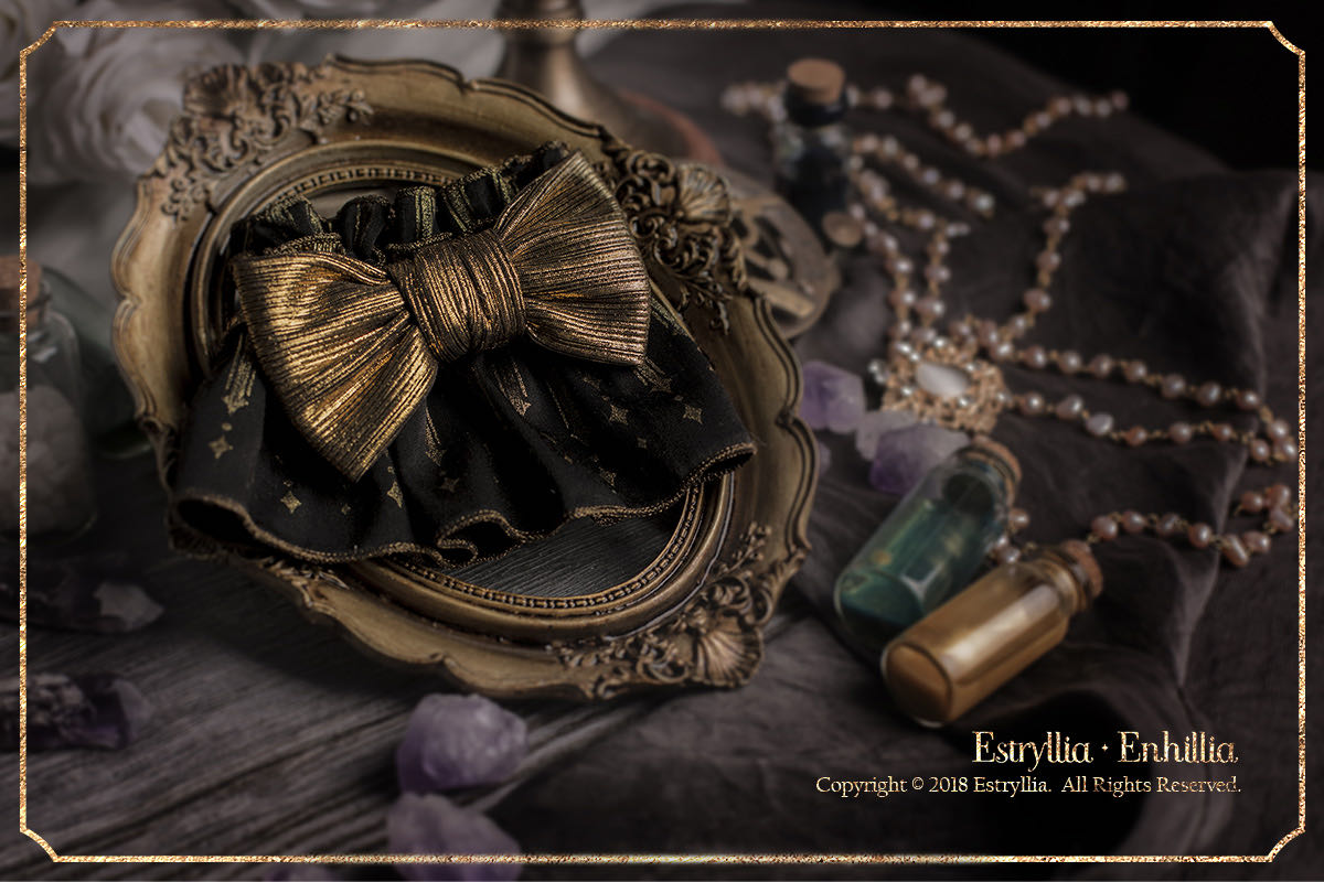 「魔女の狂宴」CUFFS