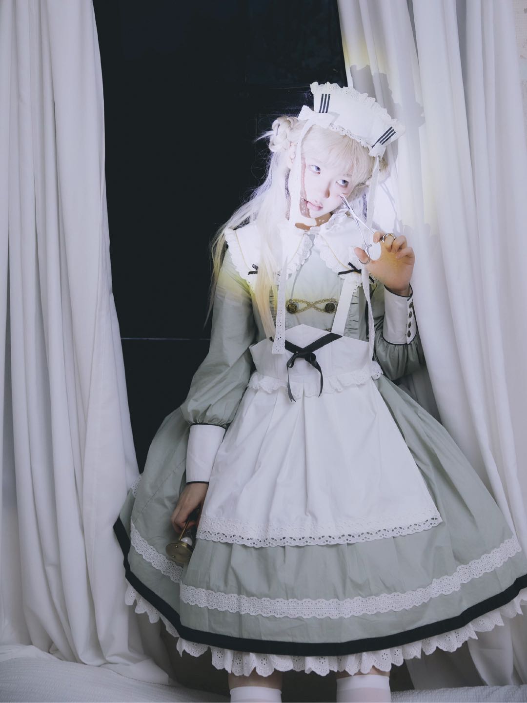 永恒病院中的少女