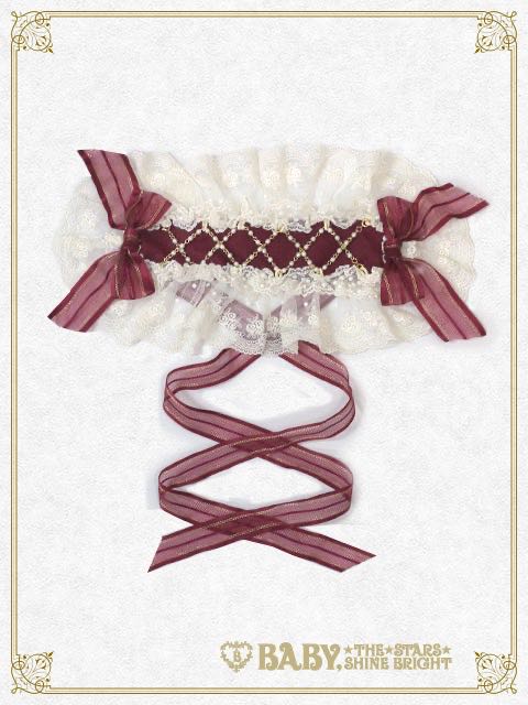 Bless from Michael Pearl Headdress (2016)