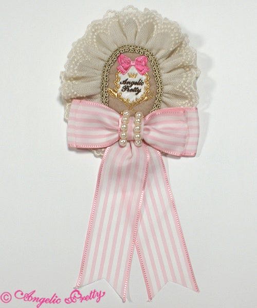 Sweet Cream Princess Patch Brooch