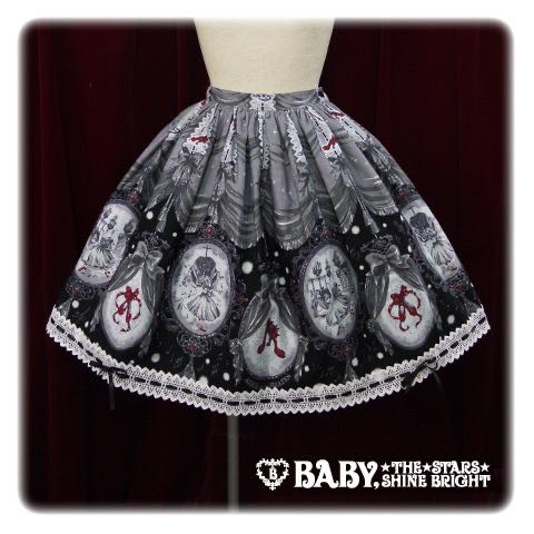 Charme de Rouge ~Red Shoes Only For Me~ Skirt