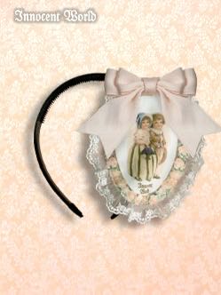 19th Century France Head Bow