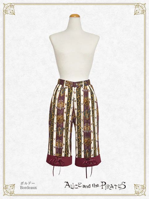 St.Lily Wolf～狼騎士と百合の誓い～柄ハーフパンツ