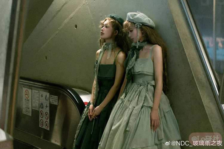 月亮的一千次坠落3.0 JSK