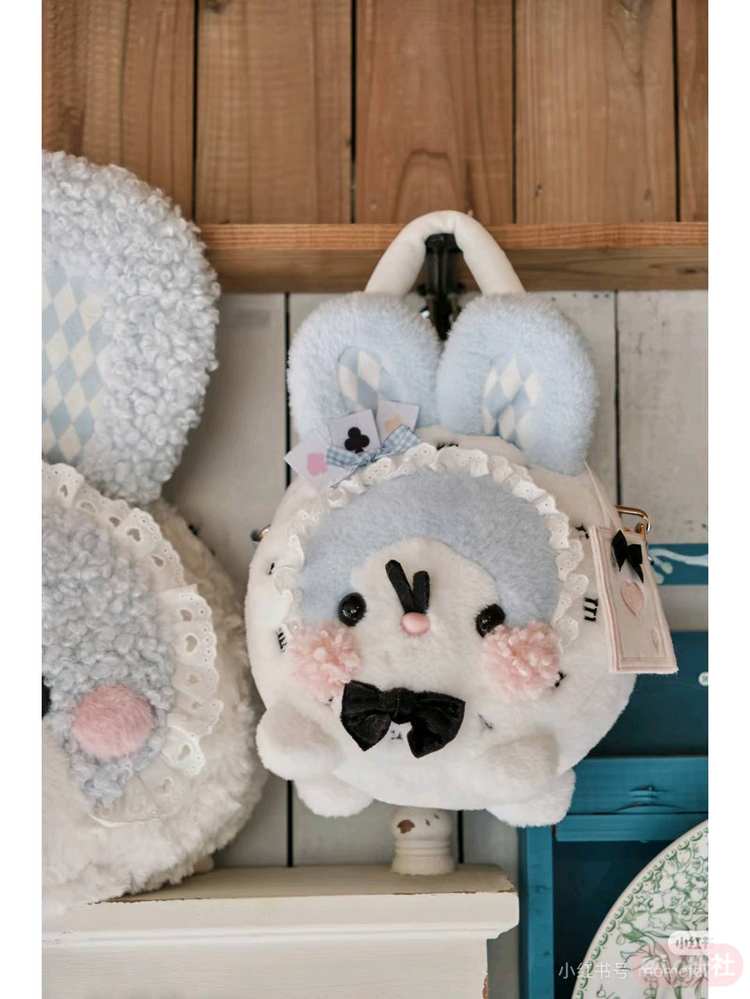 momo时钟小脸包