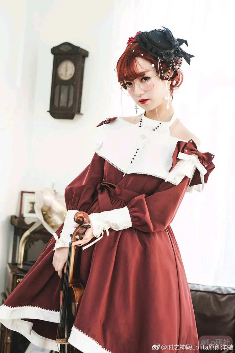 玄言诗 花朵羽毛礼帽