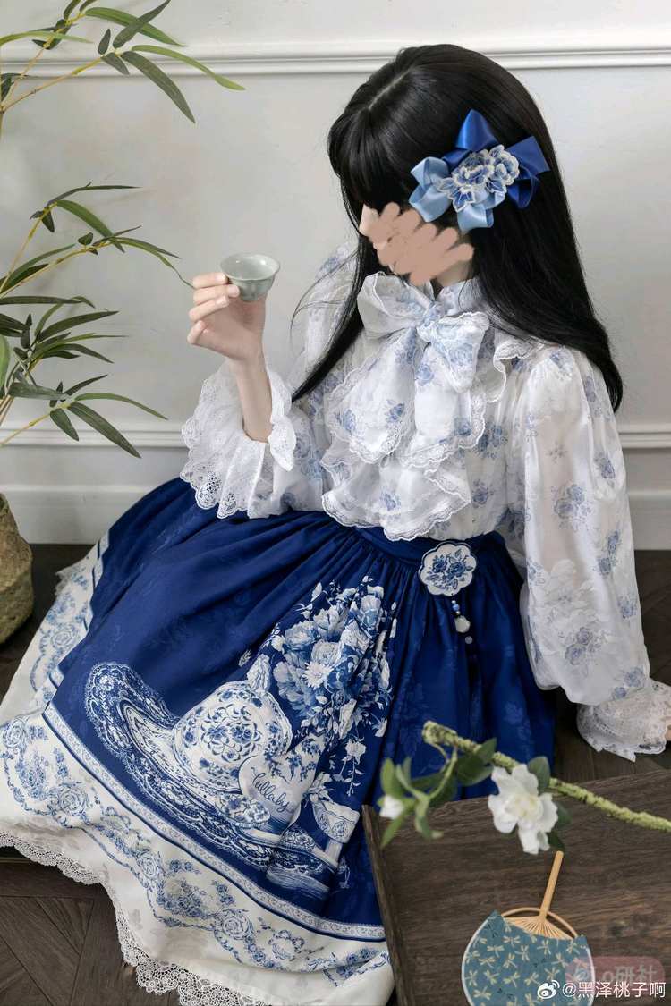 梨园梦瓷 边夹（2024）