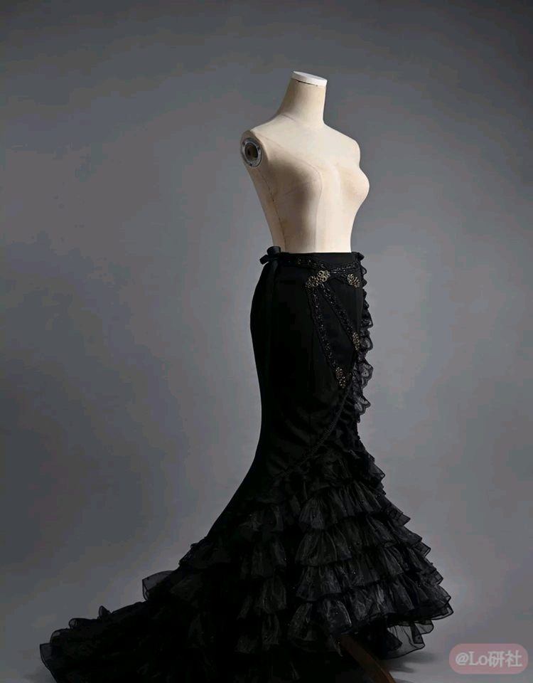 伤心的公爵夫人鱼尾裙